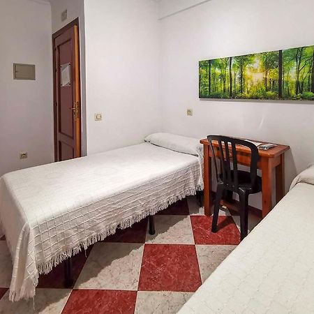 Pension Hidalgo 1 Утрера Екстериор снимка
