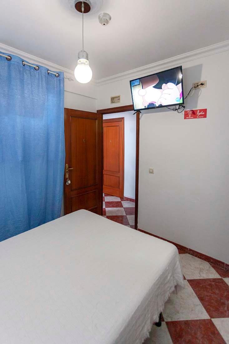 Pension Hidalgo 1 Утрера Екстериор снимка