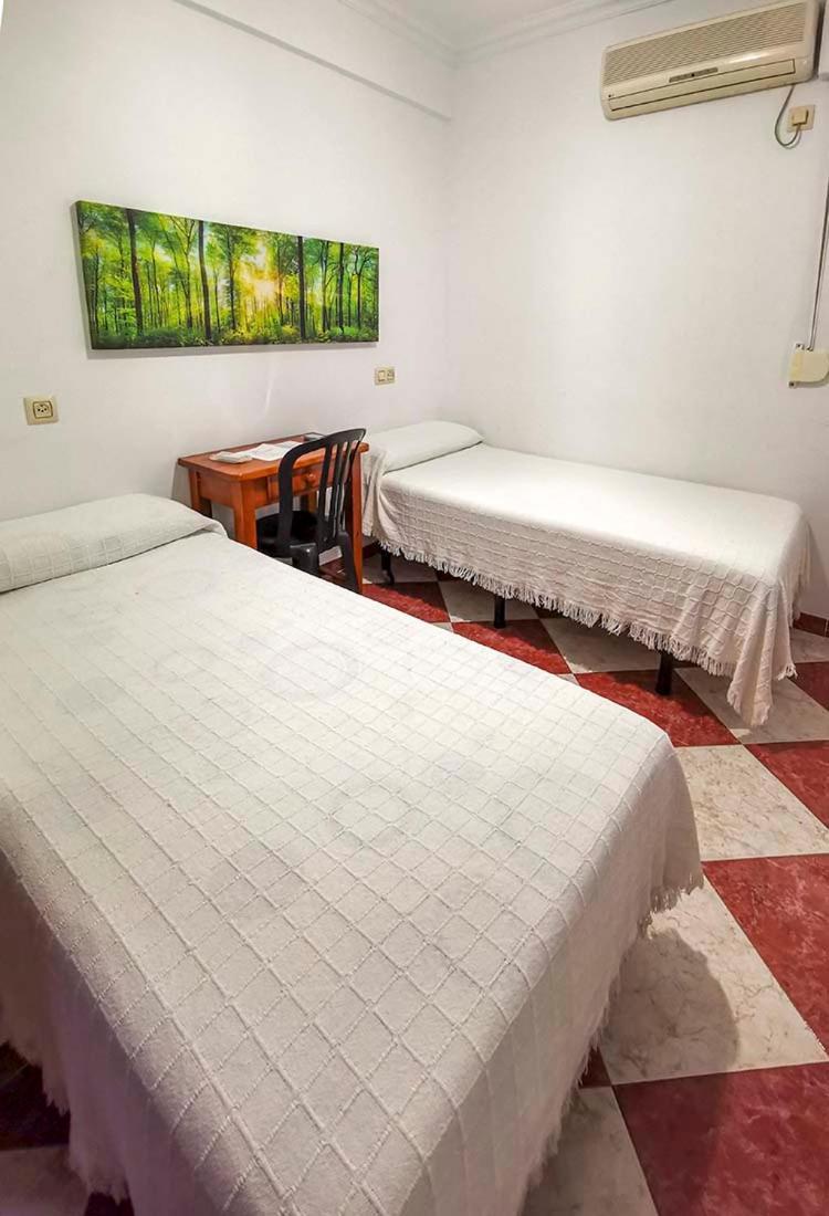 Pension Hidalgo 1 Утрера Екстериор снимка