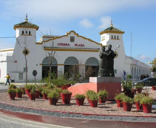 Pension Hidalgo 1 Утрера Екстериор снимка